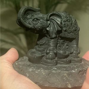 Shungite elephant